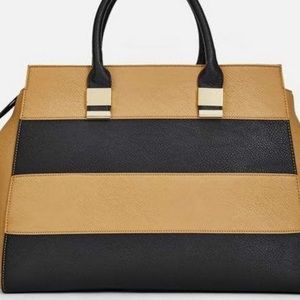 Meet your Posher, Mondo